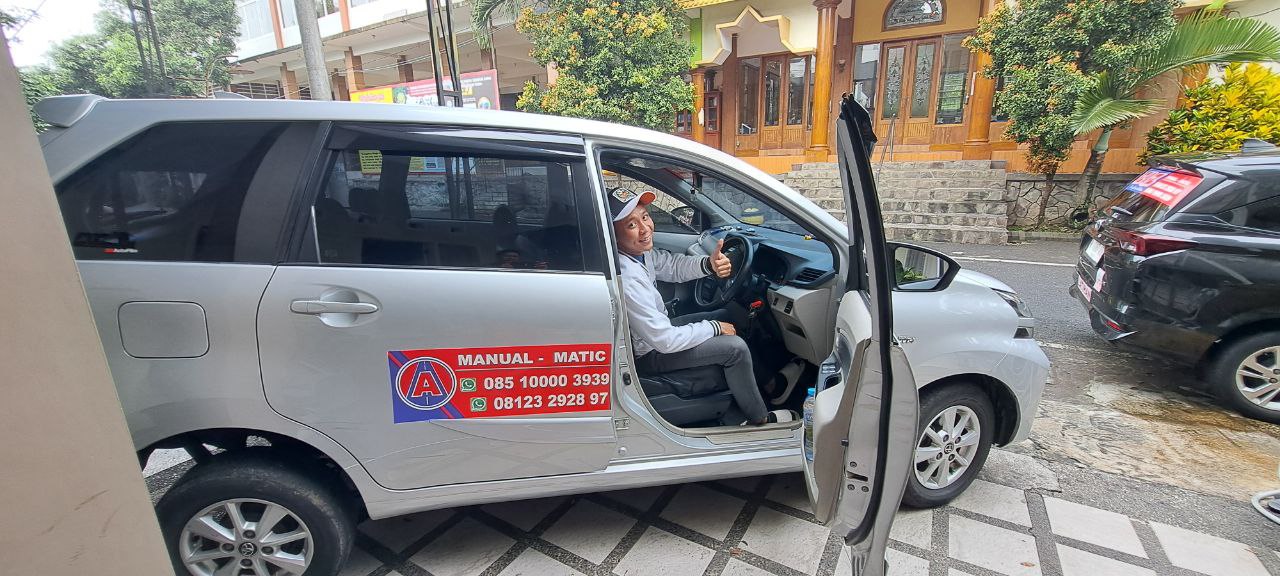 Dapat milih instruktur profesional